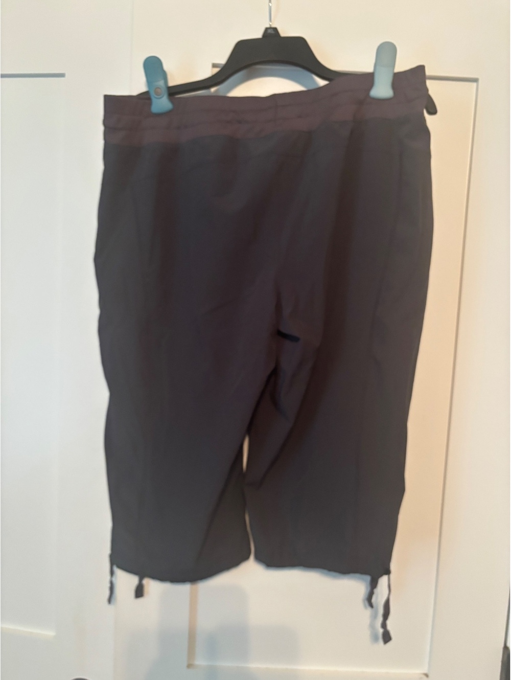 BCG sport capris